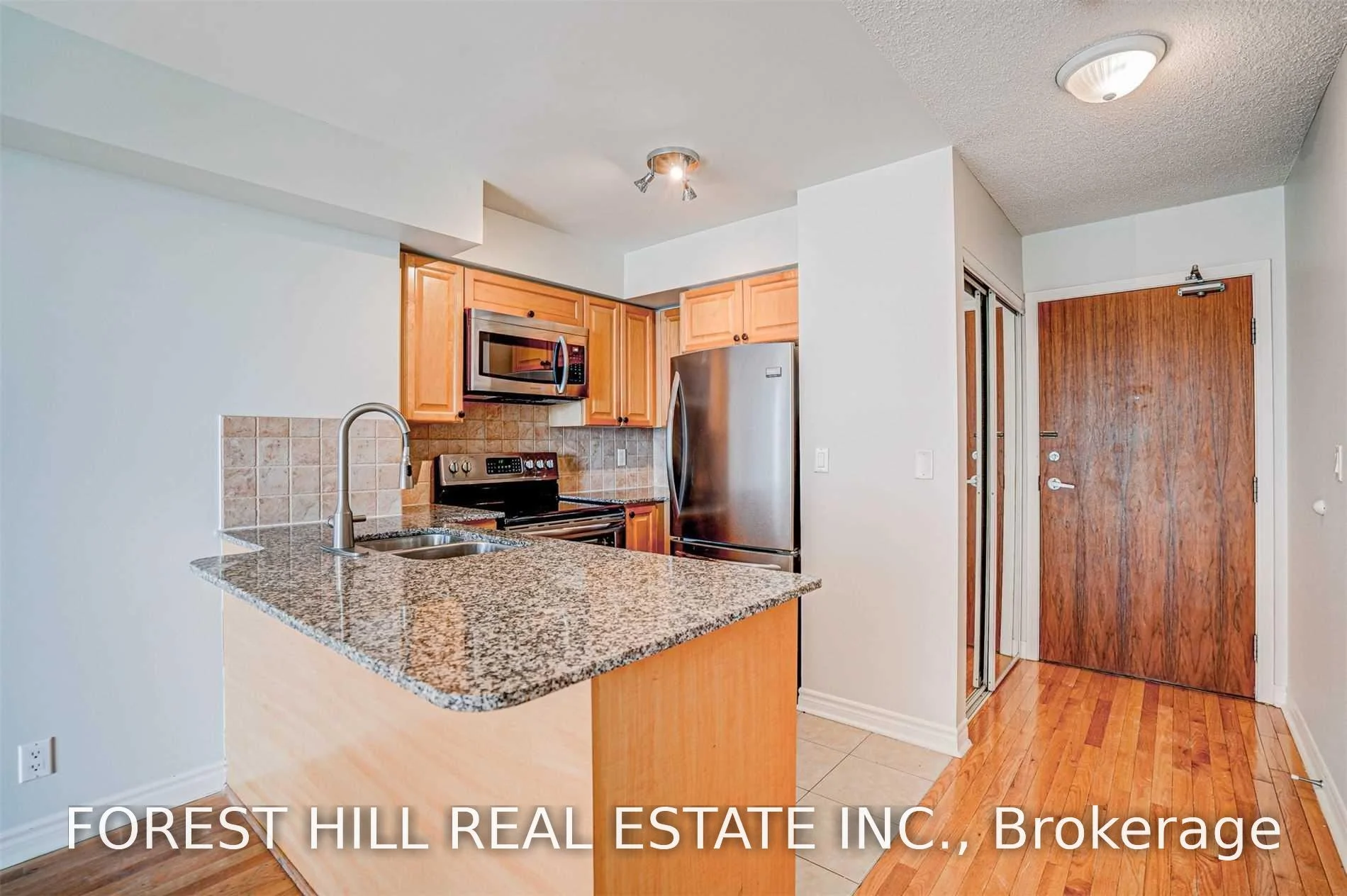 Photo 18 of Unit 705, 33 Elm Drive W, Mississauga, City Centre — HOMEH