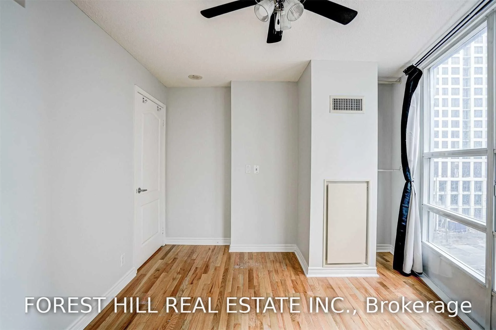 Photo 44 of Unit 705, 33 Elm Drive W, Mississauga, City Centre — HOMEH