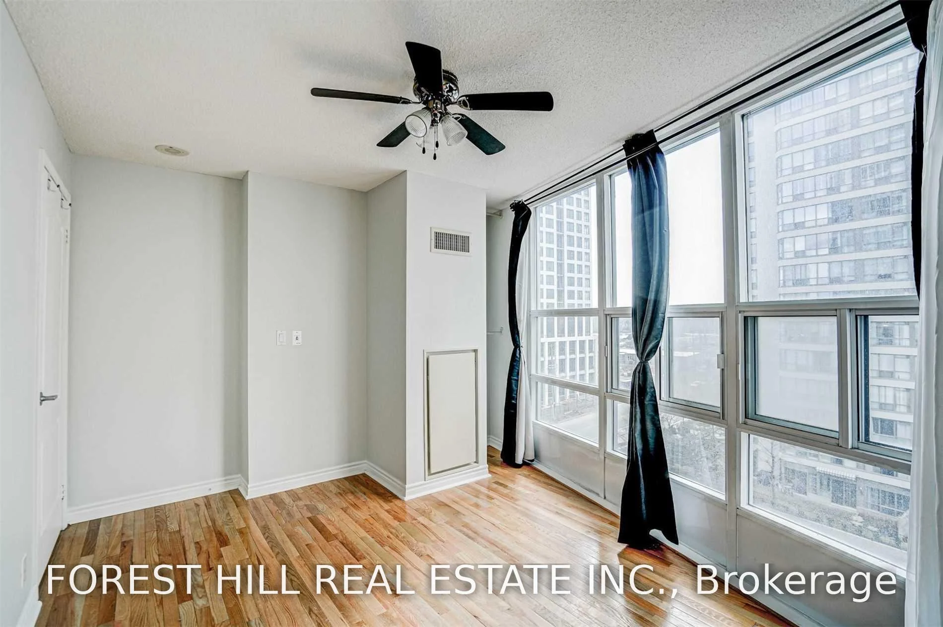 Photo 46 of Unit 705, 33 Elm Drive W, Mississauga, City Centre — HOMEH