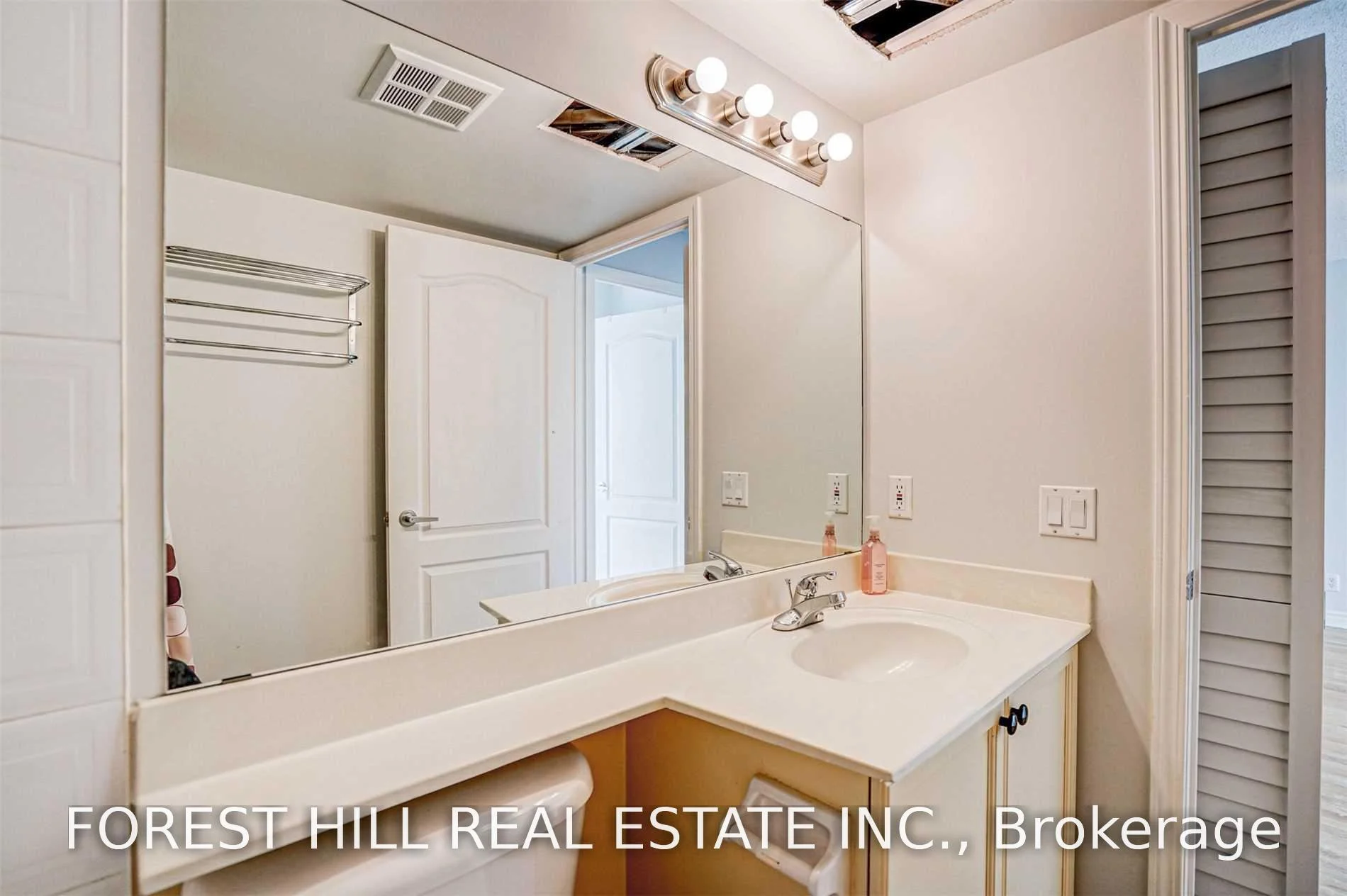 Photo 54 of Unit 705, 33 Elm Drive W, Mississauga, City Centre — HOMEH