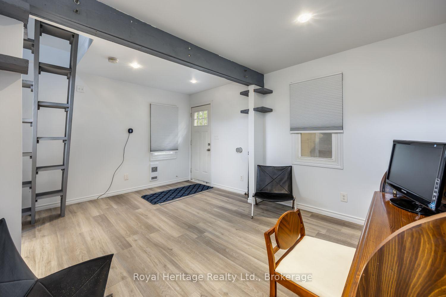 Photo 6 of 203 Valencia Road, Oshawa, Lakeview — HOMEH