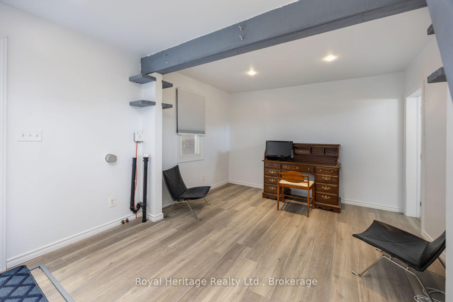 Photo 8 of 203 Valencia Road, Oshawa, Lakeview — HOMEH
