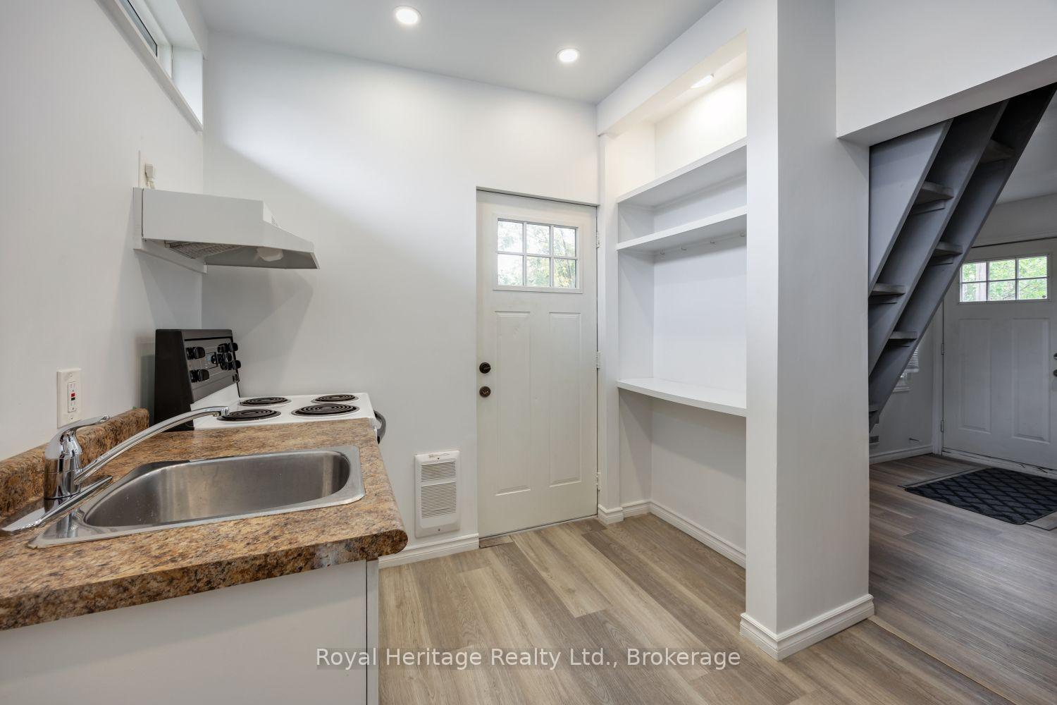 Photo 11 of 203 Valencia Road, Oshawa, Lakeview — HOMEH