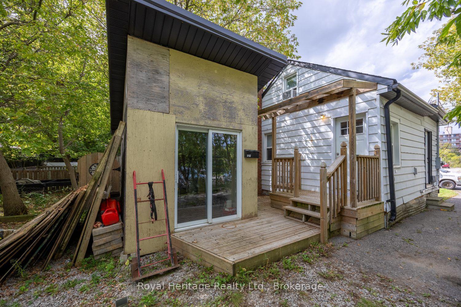 Photo 16 of 203 Valencia Road, Oshawa, Lakeview — HOMEH