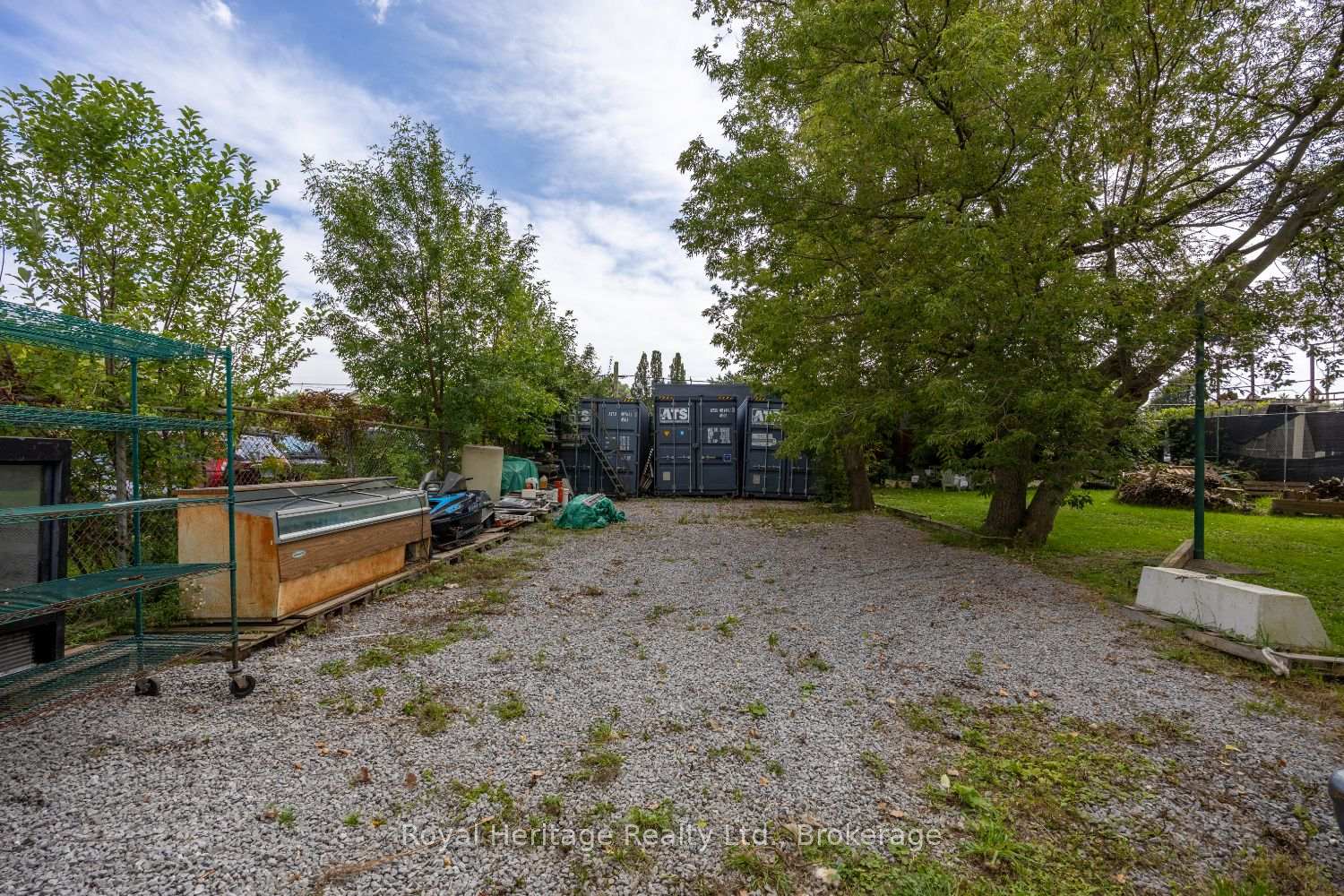 Photo 18 of 203 Valencia Road, Oshawa, Lakeview — HOMEH