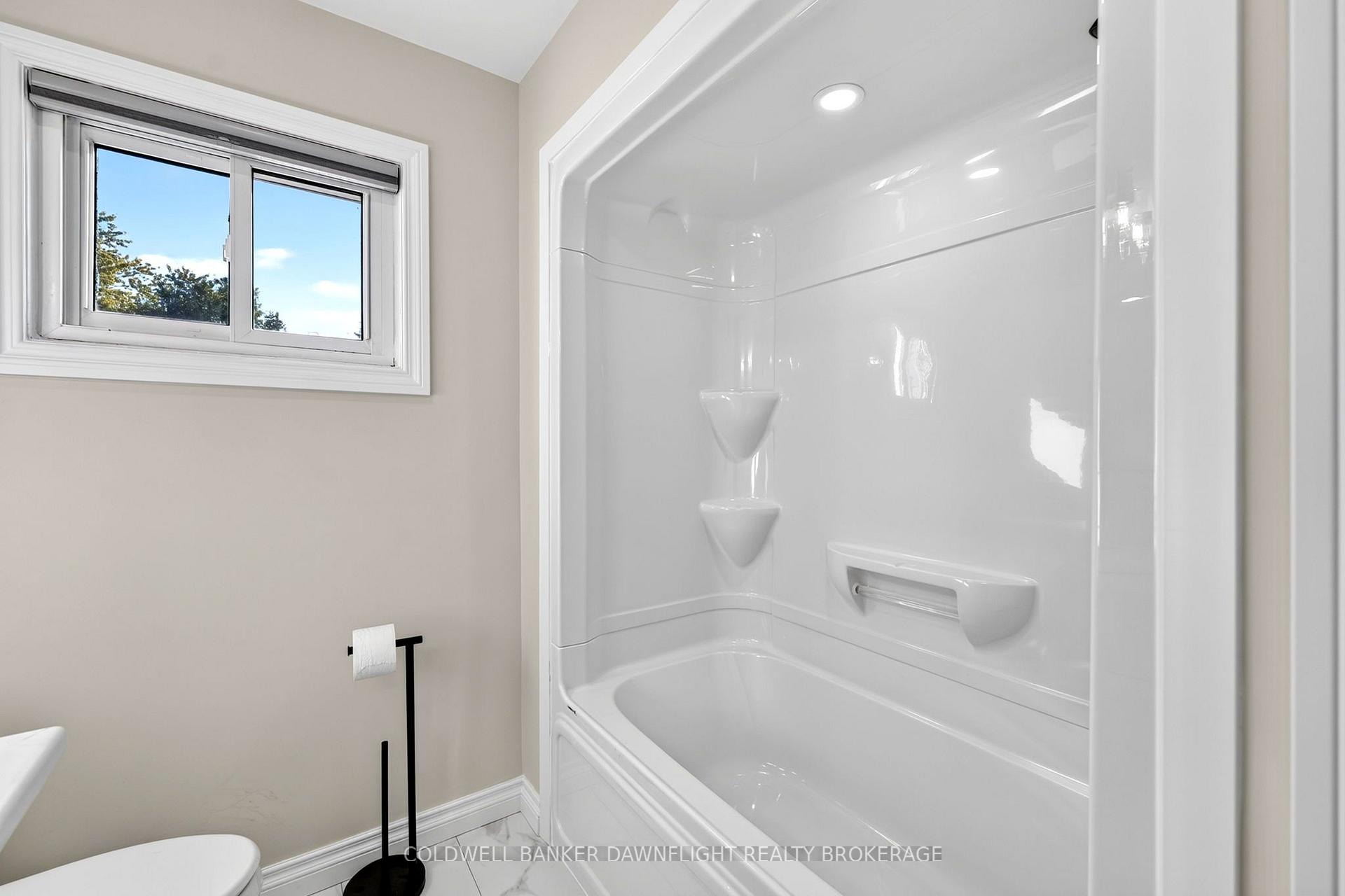 Photo 28 of 40987 Kirkton Road, South Huron, Usborne — HOMEH