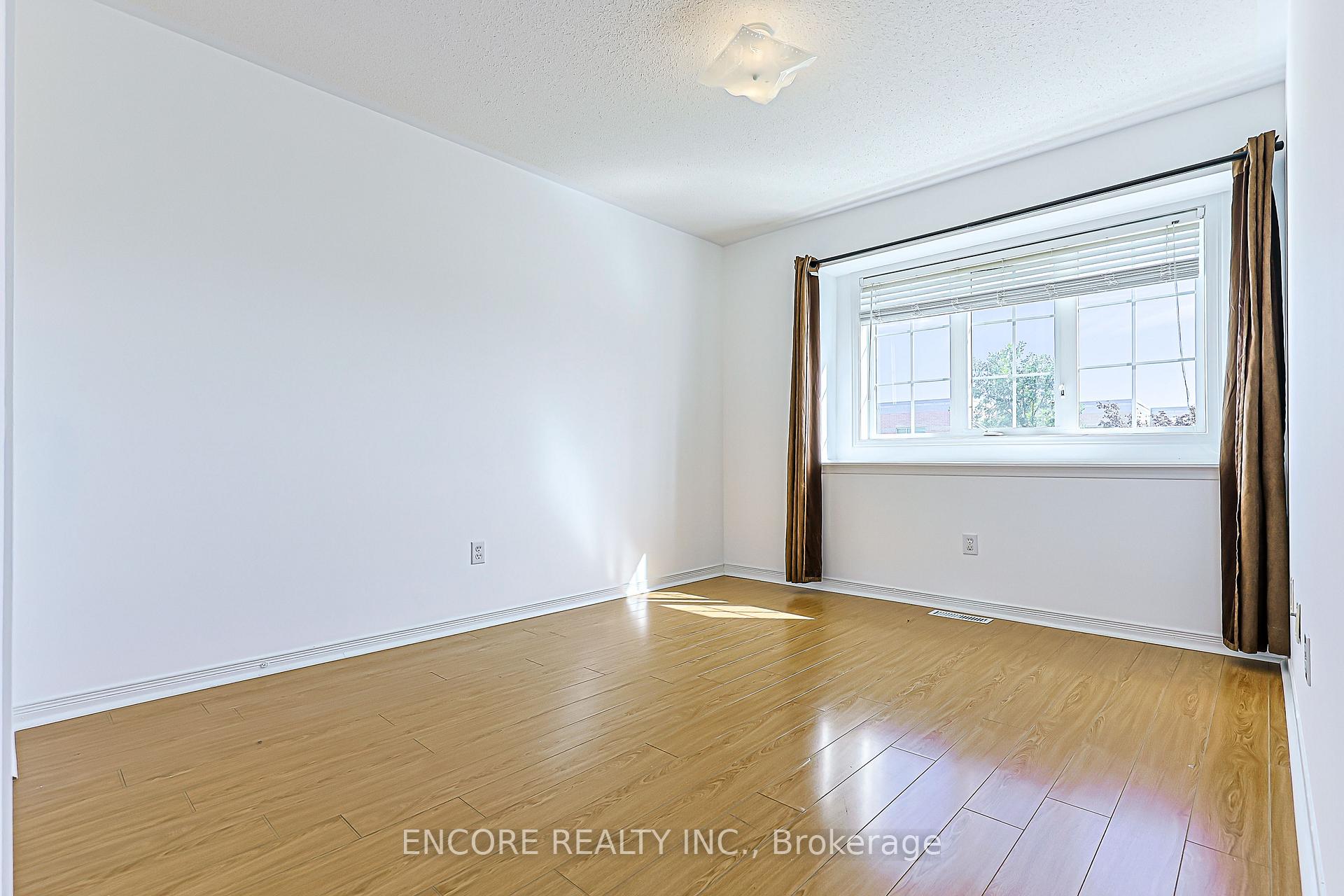 Photo 26 of 1006 Bur Oak Avenue, Markham, Wismer — HOMEH