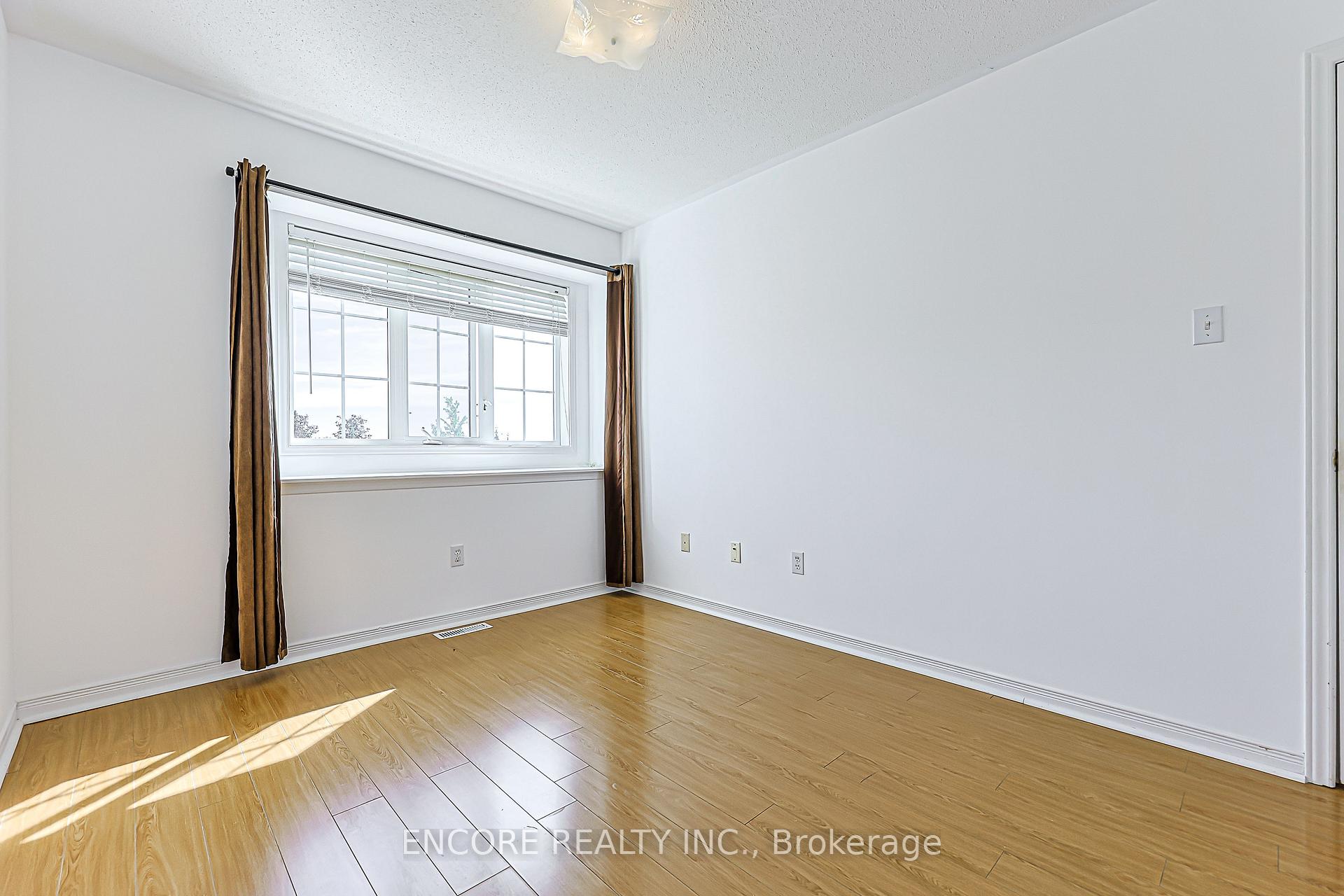 Photo 27 of 1006 Bur Oak Avenue, Markham, Wismer — HOMEH