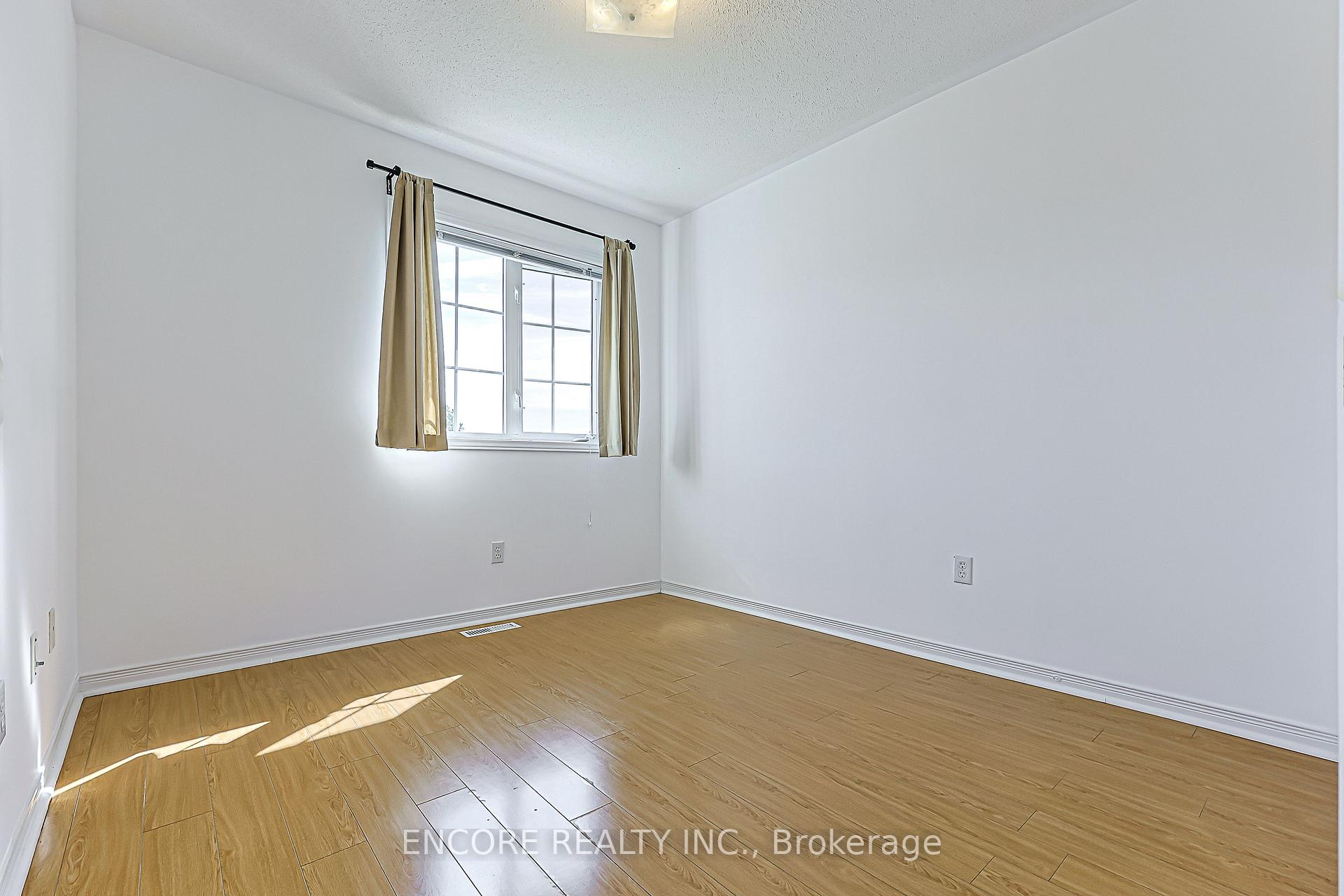 Photo 29 of 1006 Bur Oak Avenue, Markham, Wismer — HOMEH