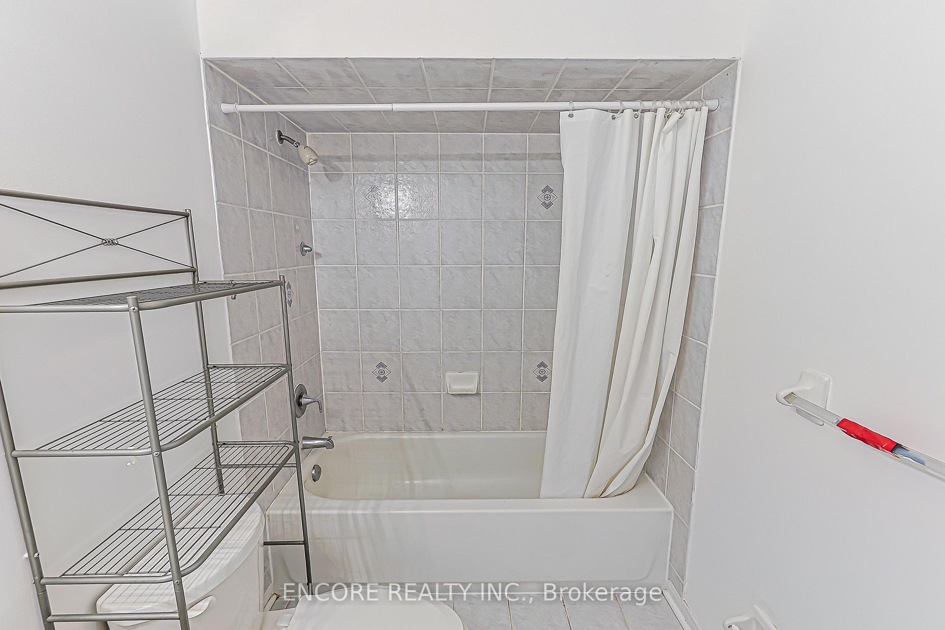 Photo 31 of 1006 Bur Oak Avenue, Markham, Wismer — HOMEH