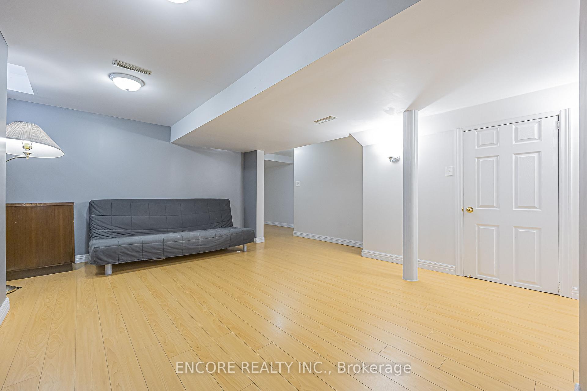 Photo 35 of 1006 Bur Oak Avenue, Markham, Wismer — HOMEH