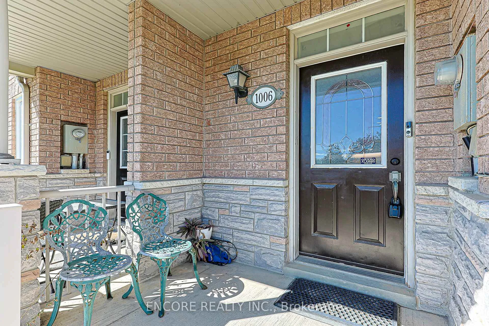 Photo 3 of 1006 Bur Oak Avenue, Markham, Wismer — HOMEH