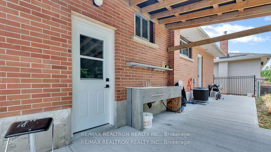 Photo 4 of Unit Bsmt, 1282 Winter Avenue, Oshawa, Donevan — HOMEH