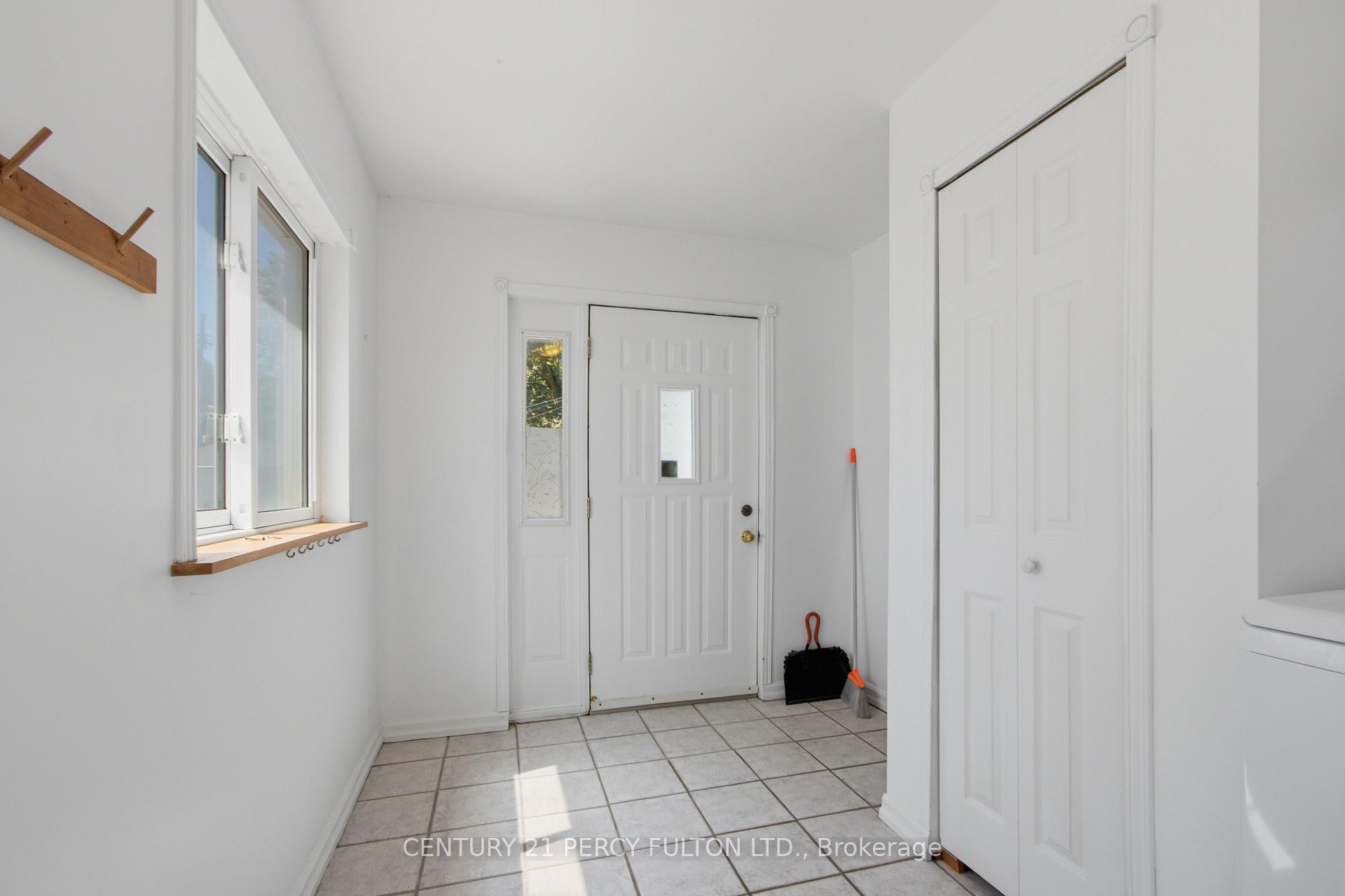 Photo 12 of 7 Valleyview Crescent, Belleville, Belleville Ward — HOMEH