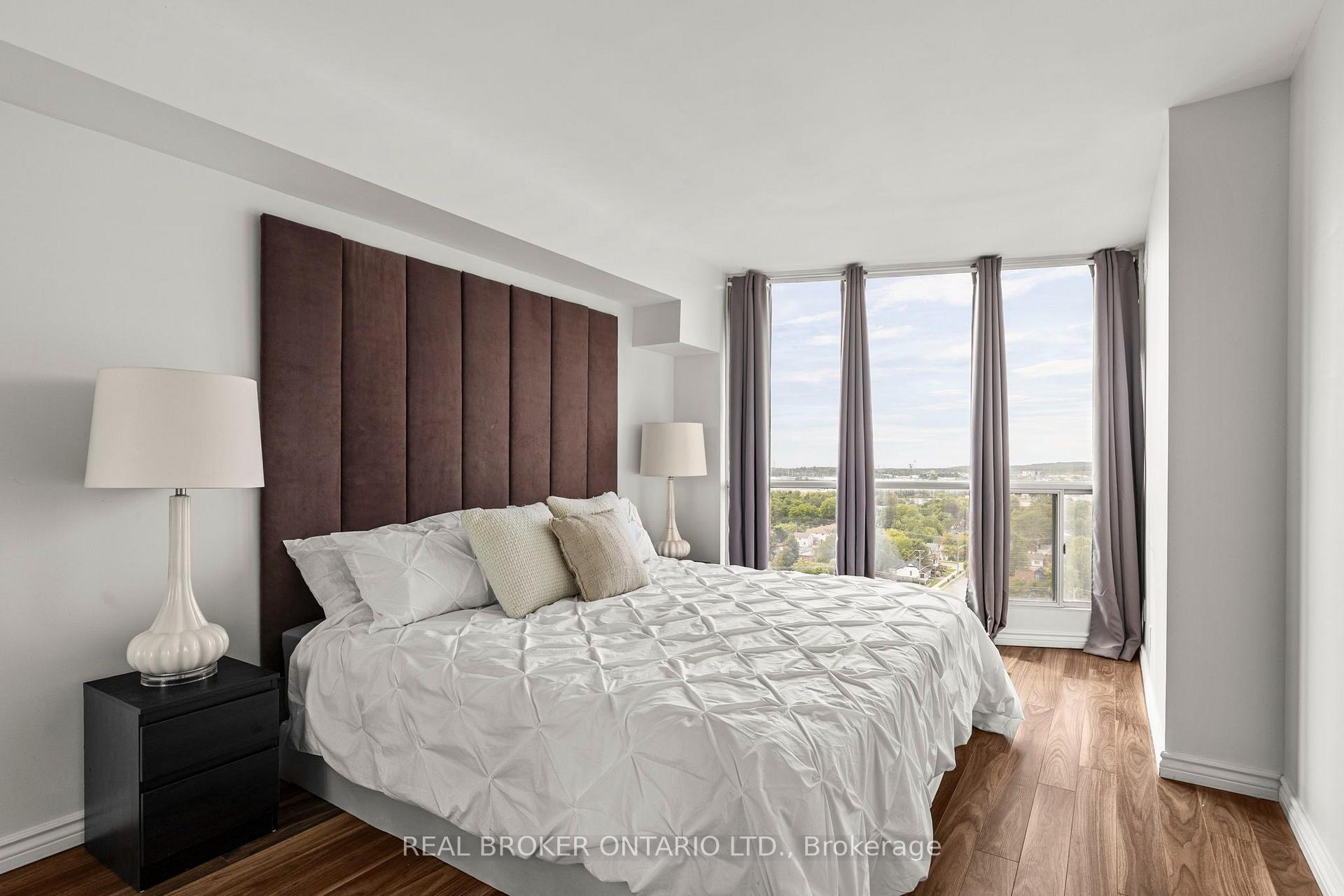 Photo 18 of Unit 1407, 65 Ellen Street, Barrie, City Centre — HOMEH