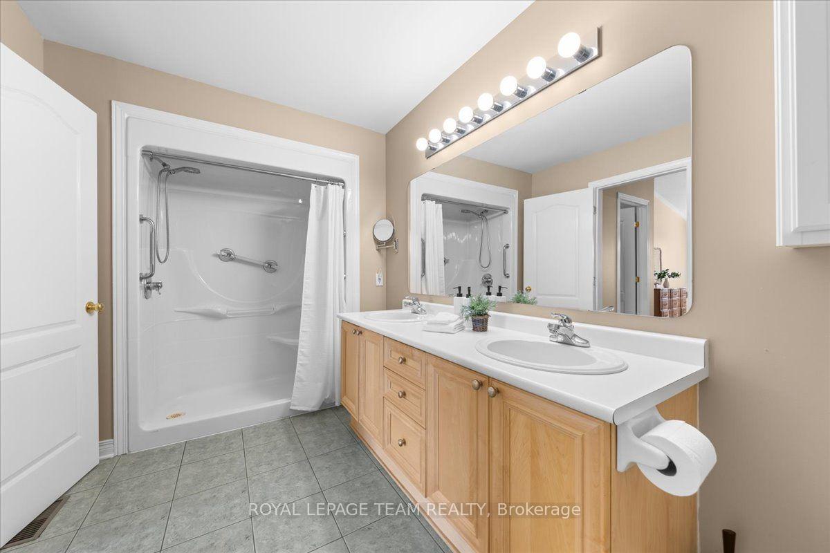 Photo 27 of 6 Amberlakes Drive, Ottawa, Stittsville (Central) — HOMEH