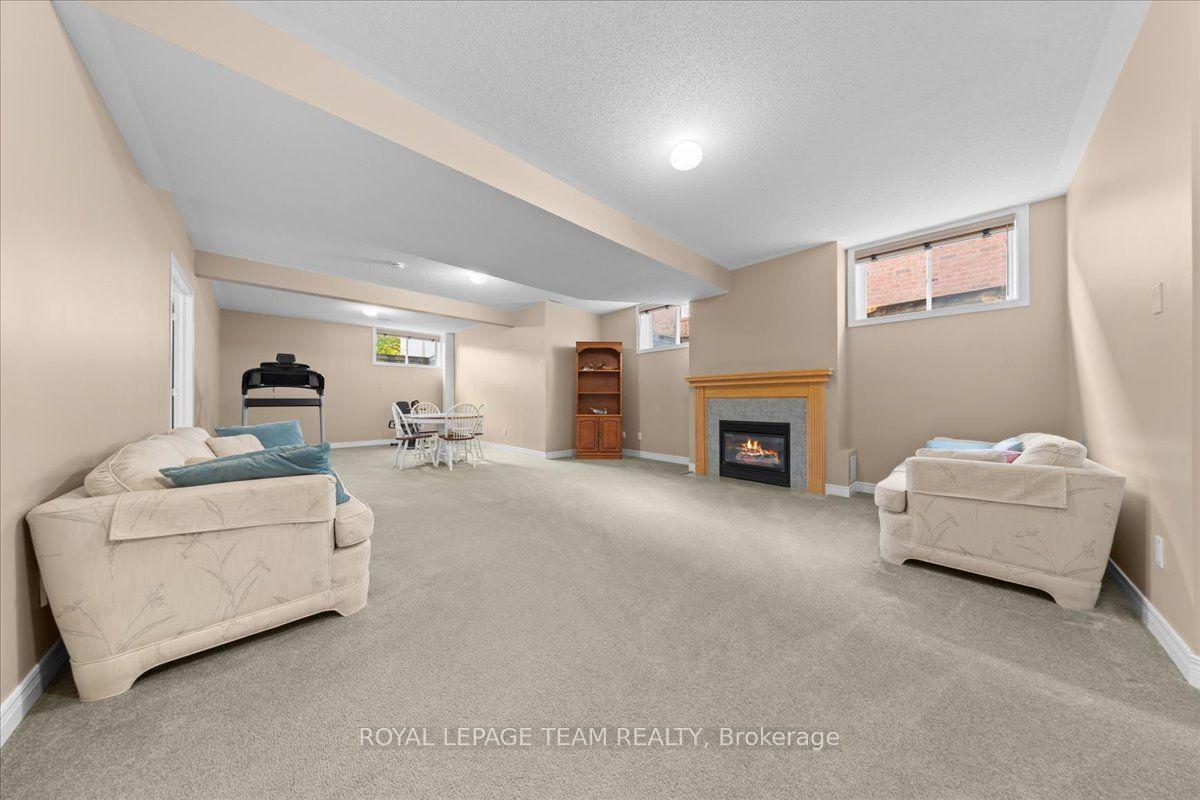 Photo 29 of 6 Amberlakes Drive, Ottawa, Stittsville (Central) — HOMEH