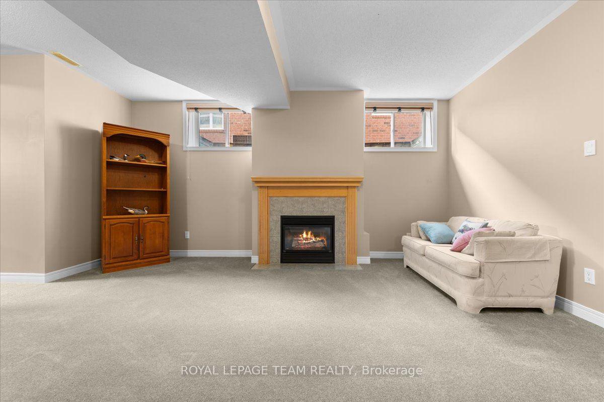 Photo 30 of 6 Amberlakes Drive, Ottawa, Stittsville (Central) — HOMEH