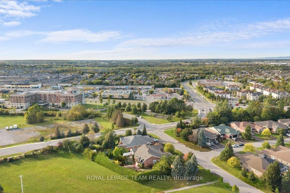 Photo 43 of 6 Amberlakes Drive, Ottawa, Stittsville (Central) — HOMEH