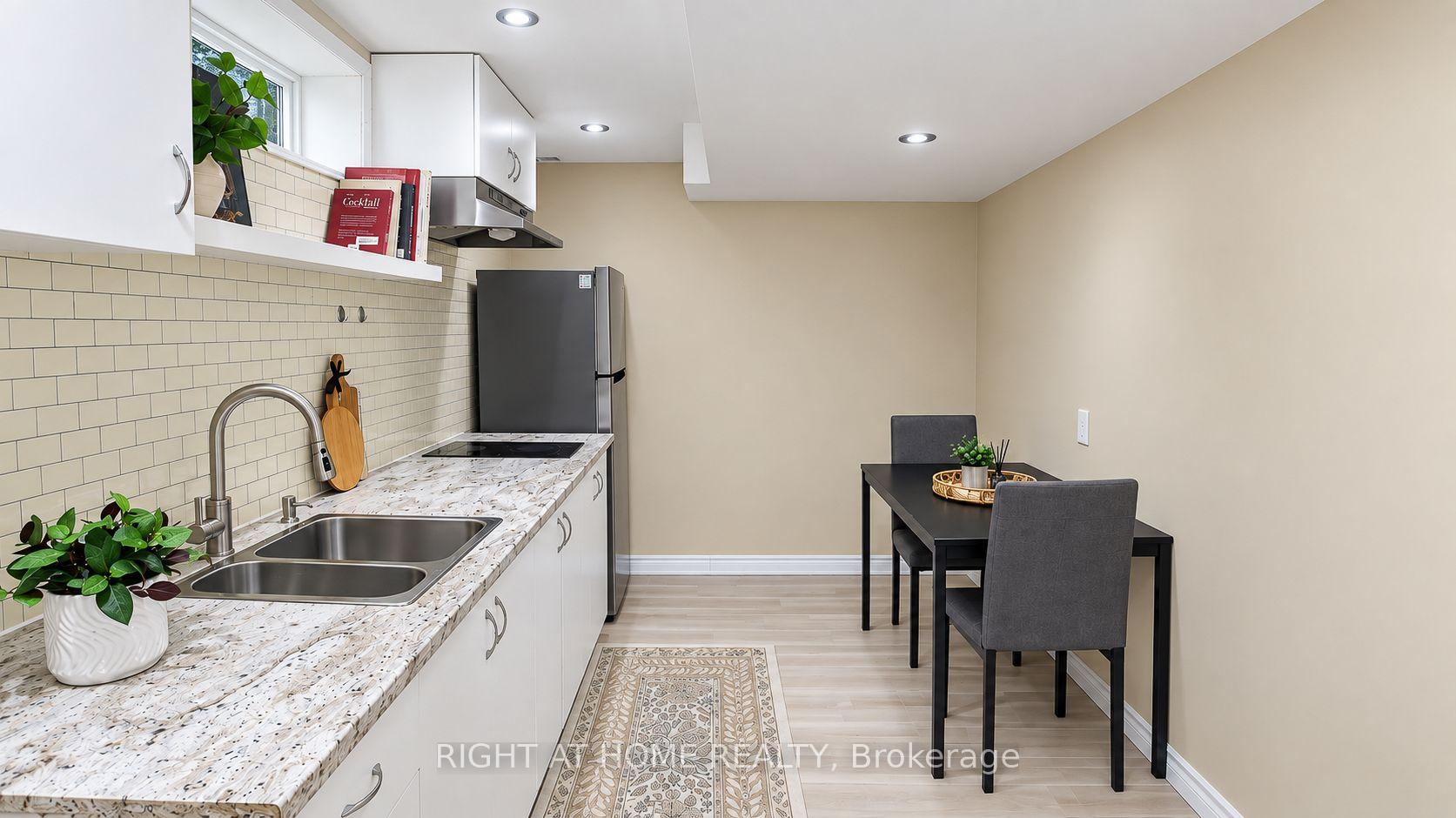 Photo 28 of 35 Chantilly Street, Kitchener, Huron Park — HOMEH