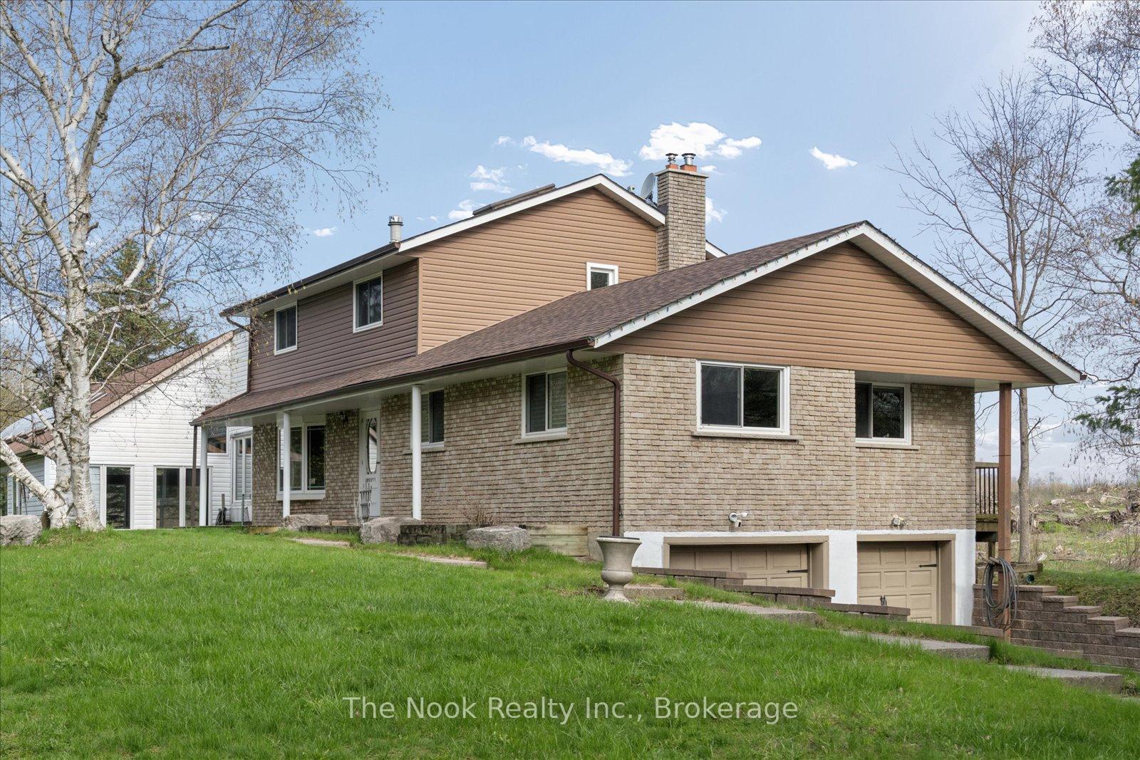 Photo 4 of 4680 Anderson Street, Whitby, Taunton North — HOMEH