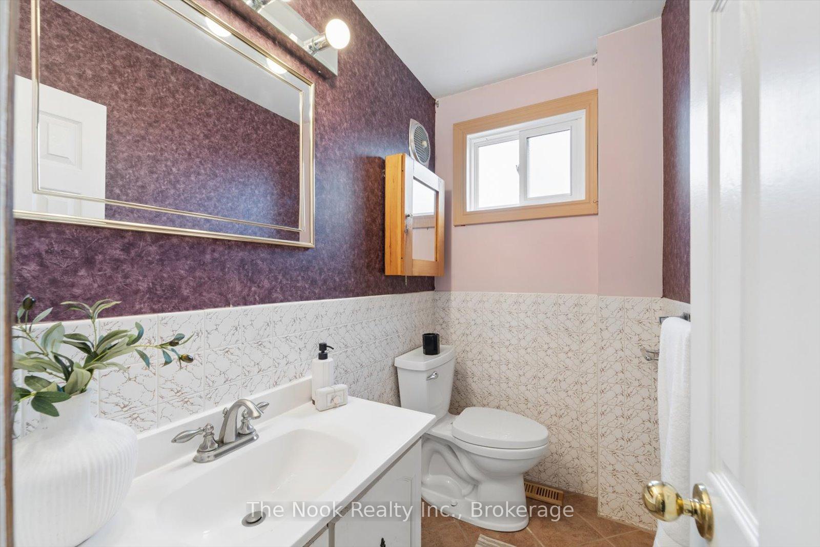 Photo 9 of 4680 Anderson Street, Whitby, Taunton North — HOMEH