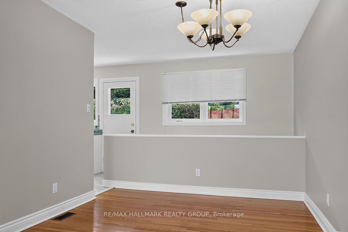 Photo 14 of 20 Cramer Drive, Ottawa, Sheahan Estates/Trend Village — HOMEH