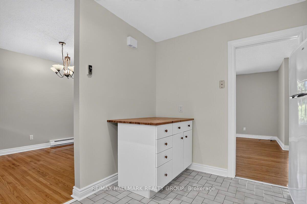 Photo 18 of 20 Cramer Drive, Ottawa, Sheahan Estates/Trend Village — HOMEH