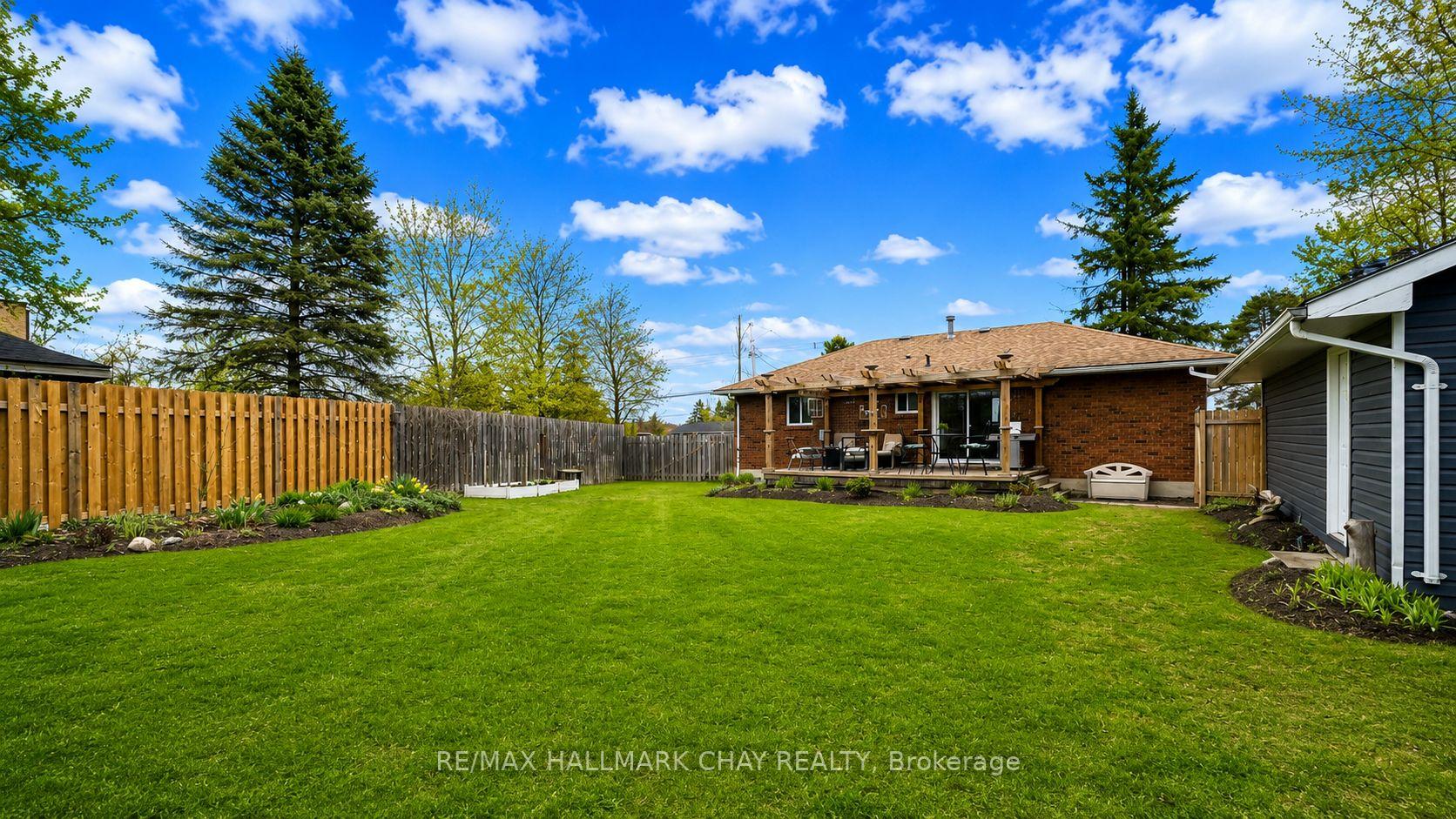 Photo 2 of 10 Finlay Mill Road, Springwater, Midhurst — HOMEH