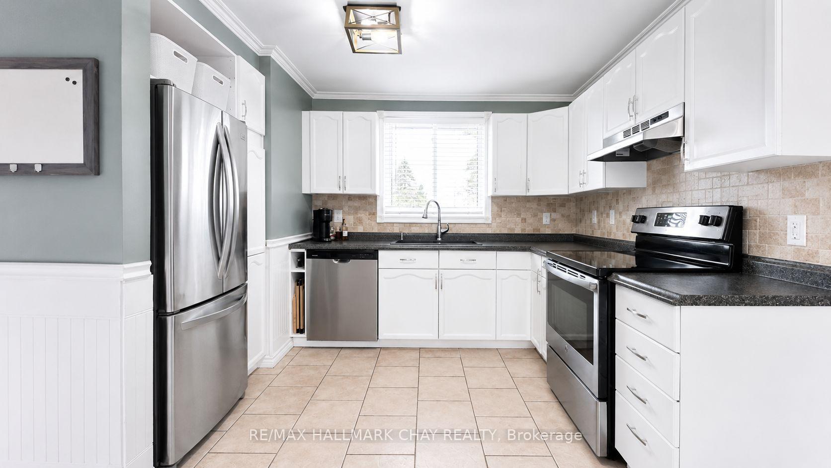 Photo 6 of 10 Finlay Mill Road, Springwater, Midhurst — HOMEH