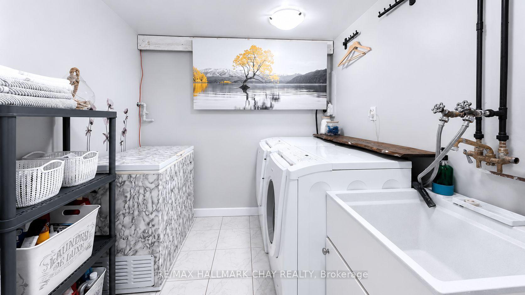 Photo 21 of 10 Finlay Mill Road, Springwater, Midhurst — HOMEH