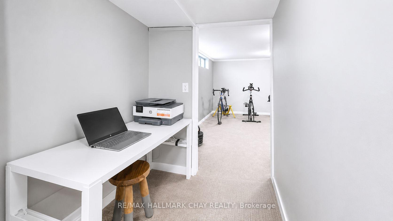 Photo 24 of 10 Finlay Mill Road, Springwater, Midhurst — HOMEH