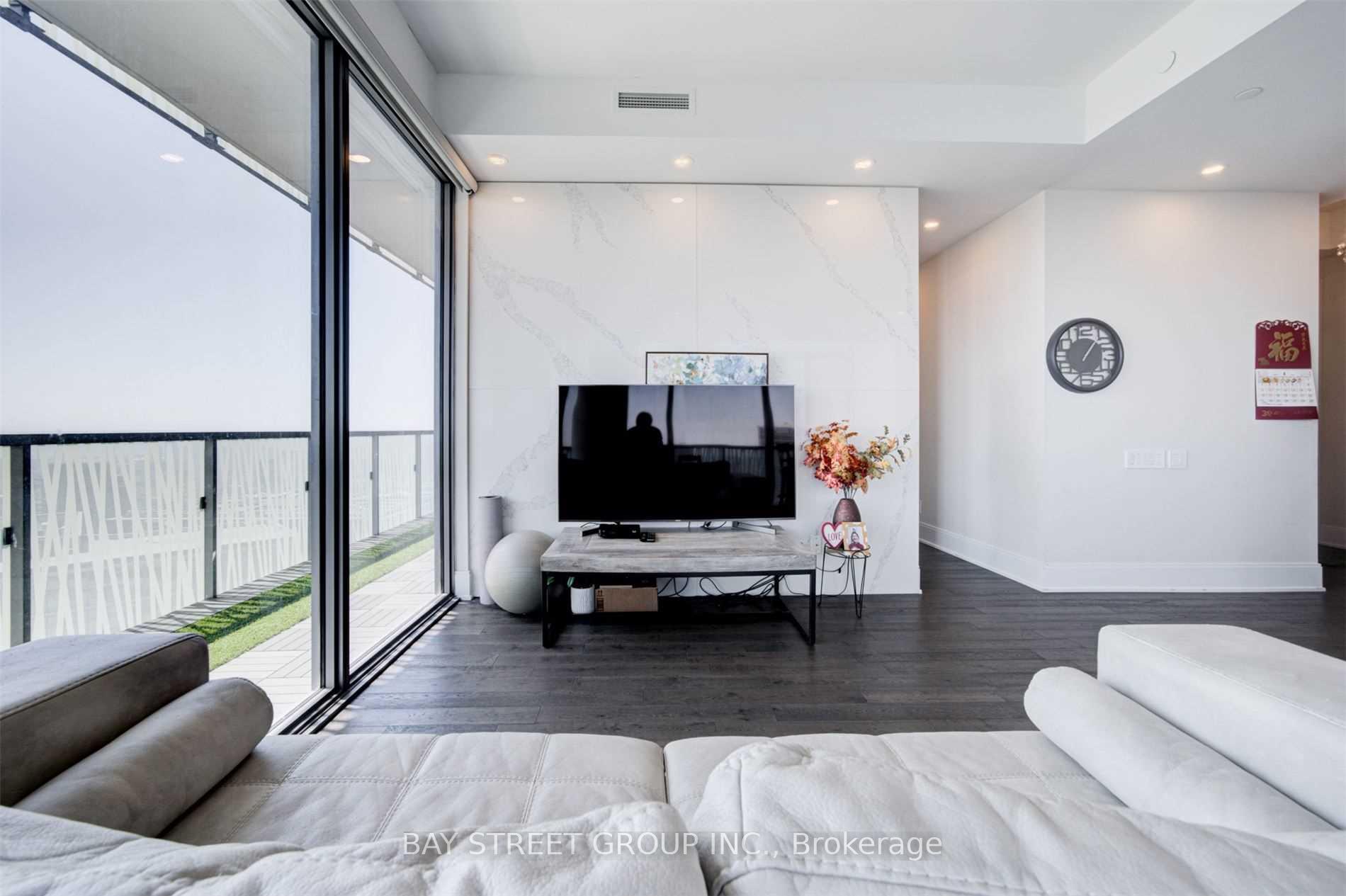 Photo 12 of Unit Lph5202, 50 Charles Street, Toronto, Church-Yonge Corridor — HOMEH