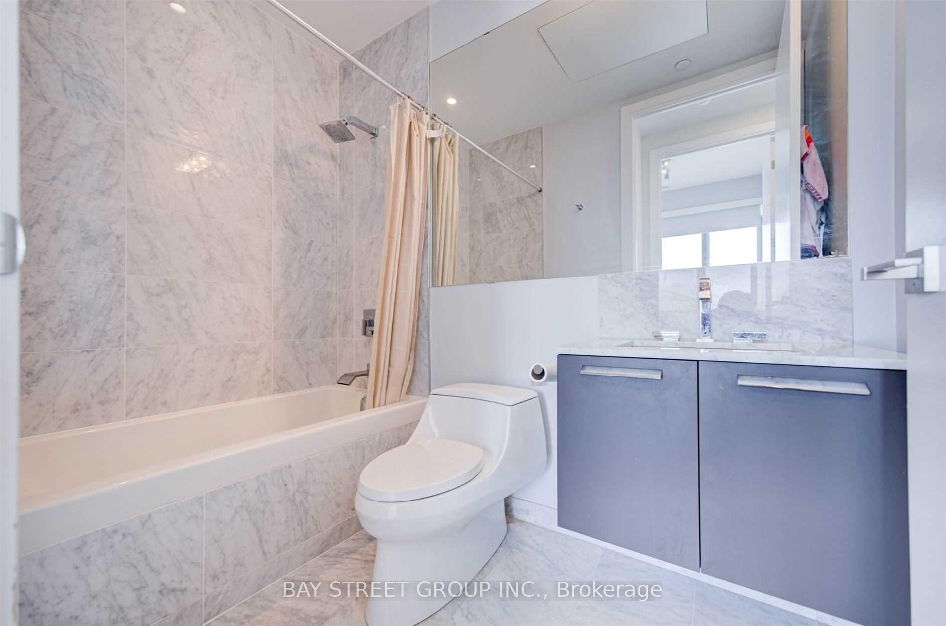 Photo 15 of Unit Lph5202, 50 Charles Street, Toronto, Church-Yonge Corridor — HOMEH