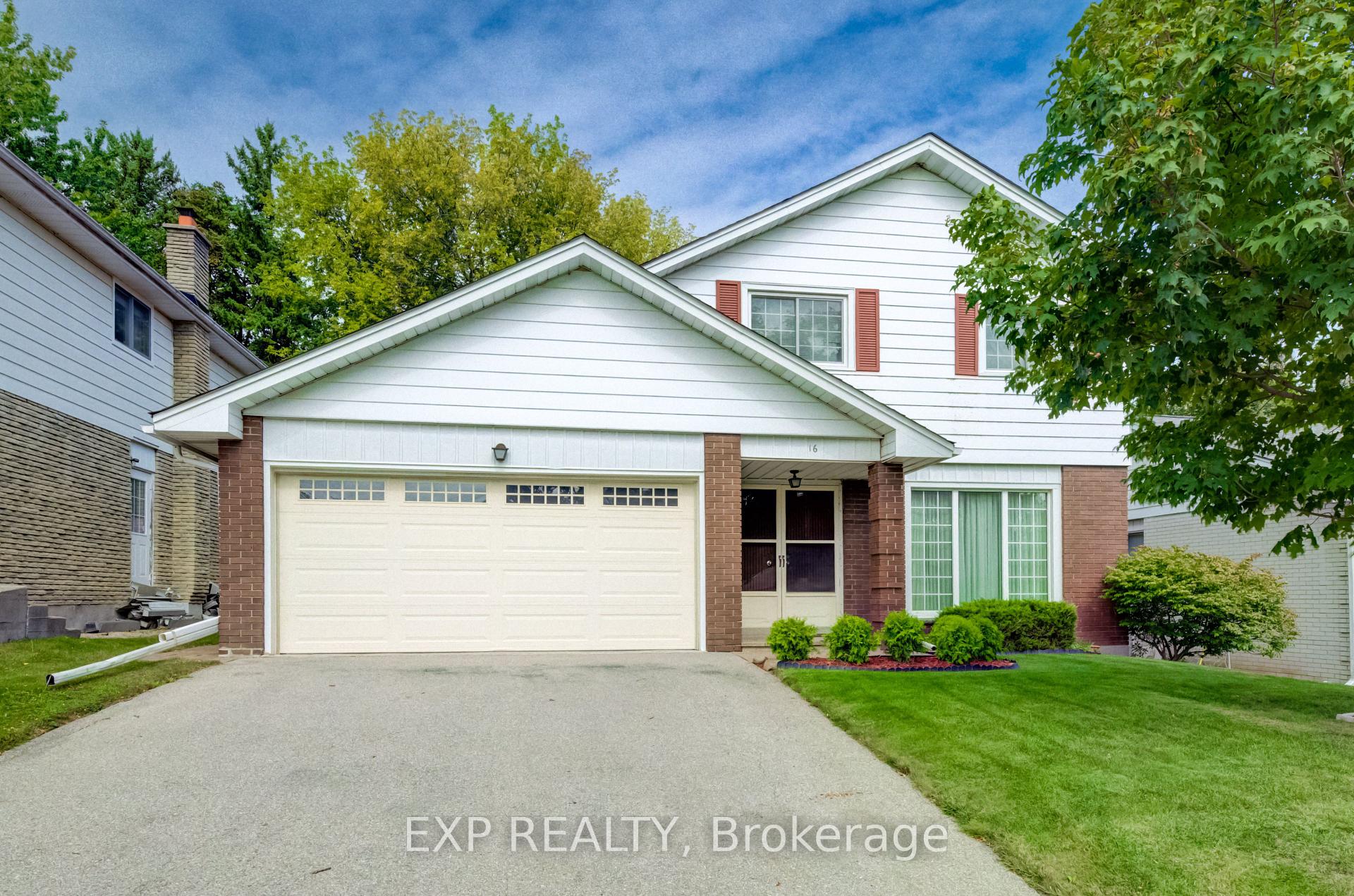 Photo 2 of 16 Bonnylyn Drive, Waterloo — HOMEH