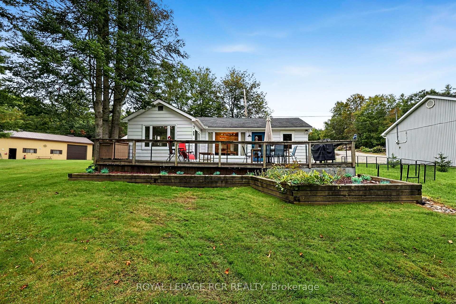 Photo of 3004 Moynes Road