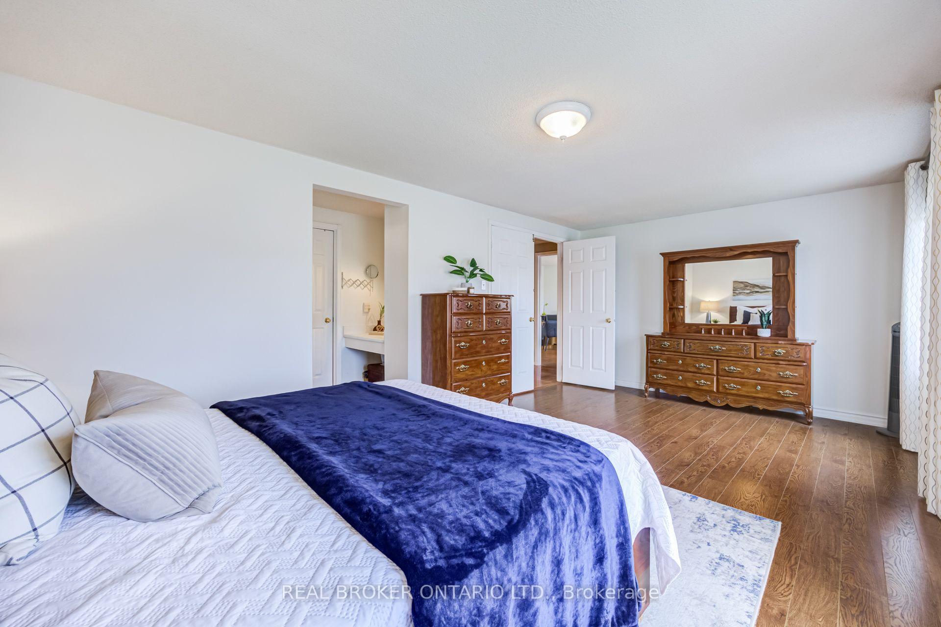 Photo 21 of 60 Ravenswood Drive, Brampton, Fletcher's Creek South — HOMEH