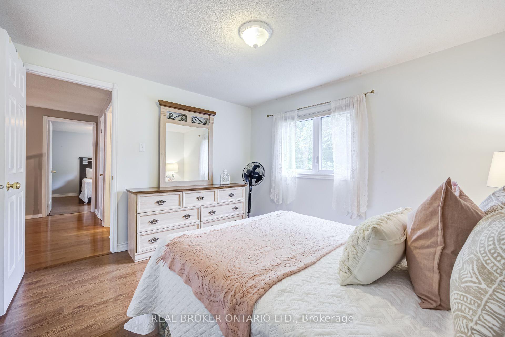 Photo 25 of 60 Ravenswood Drive, Brampton, Fletcher's Creek South — HOMEH