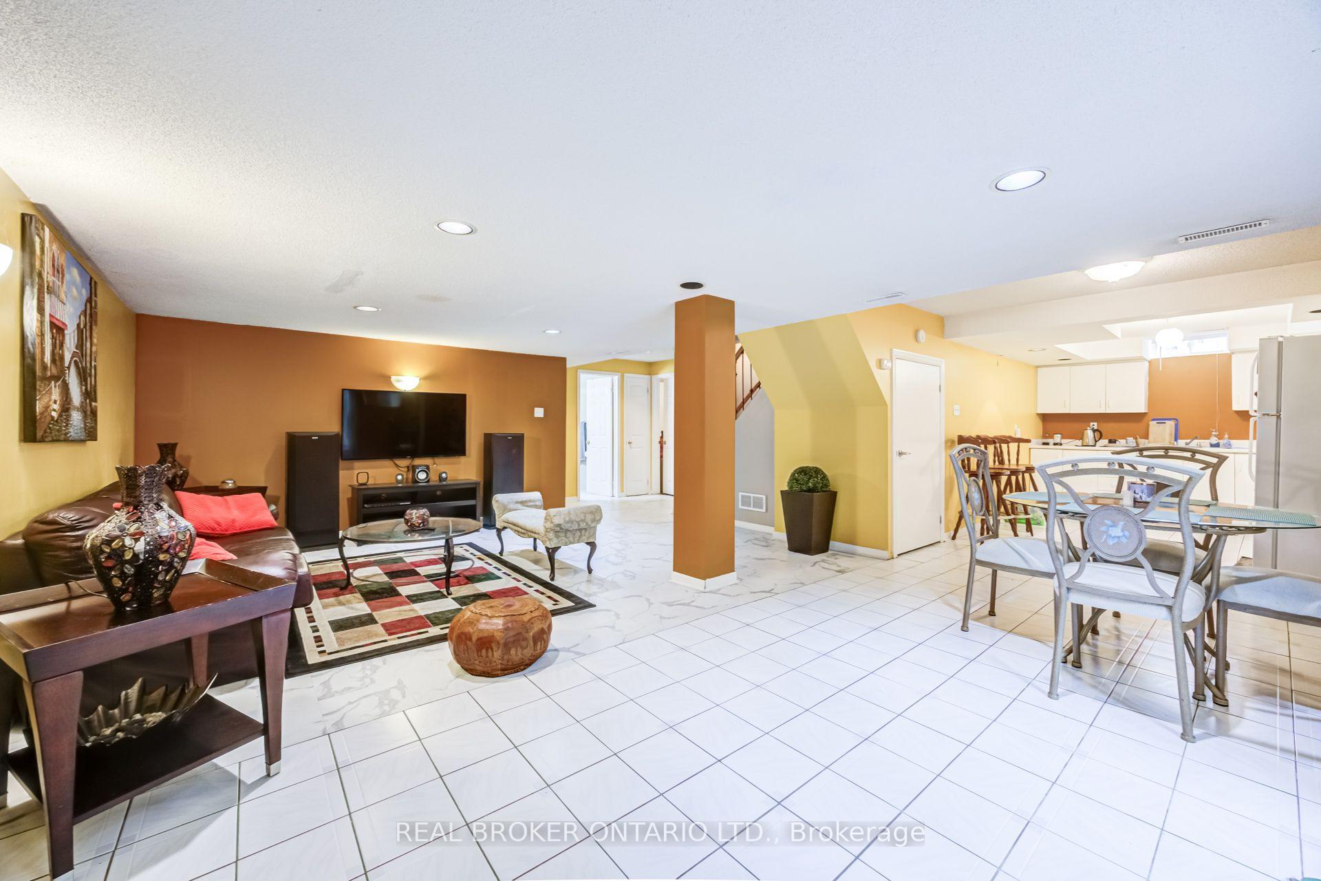 Photo 31 of 60 Ravenswood Drive, Brampton, Fletcher's Creek South — HOMEH