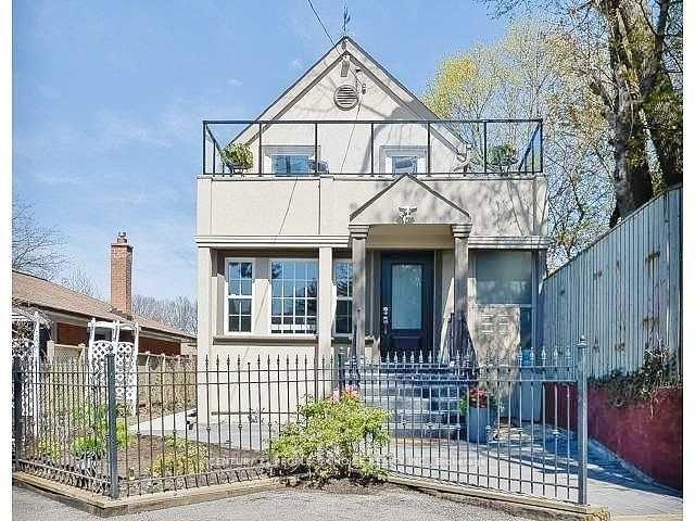Photo 1 of 63 Stephen Drive, Etobicoke, Stonegate-Queensway — HOMEH