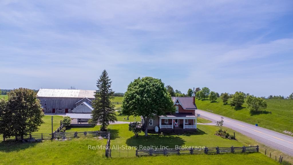 Photo 4 of 402 Mount Horeb Road, Kawartha Lakes, Manvers — HOMEH