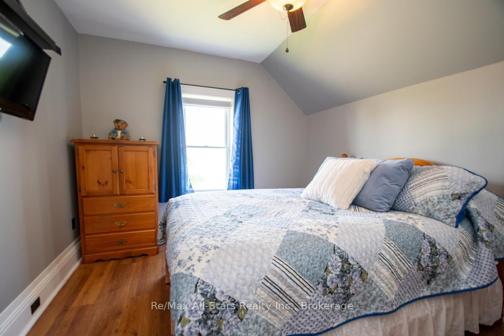 Photo 18 of 402 Mount Horeb Road, Kawartha Lakes, Manvers — HOMEH