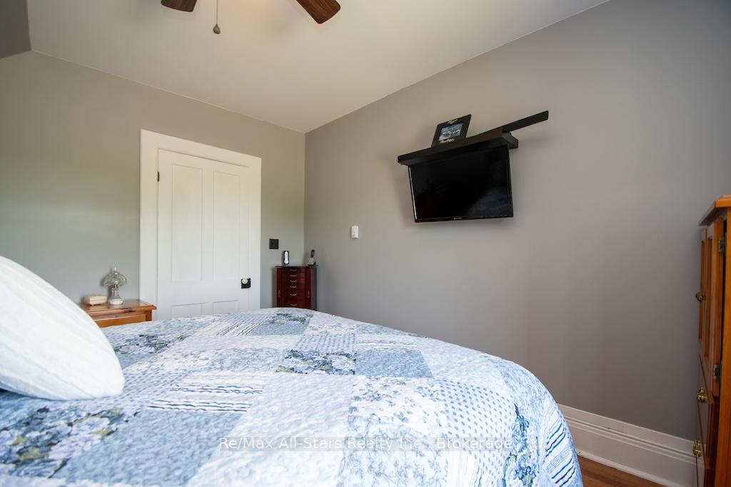 Photo 19 of 402 Mount Horeb Road, Kawartha Lakes, Manvers — HOMEH