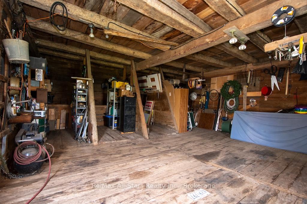 Photo 34 of 402 Mount Horeb Road, Kawartha Lakes, Manvers — HOMEH