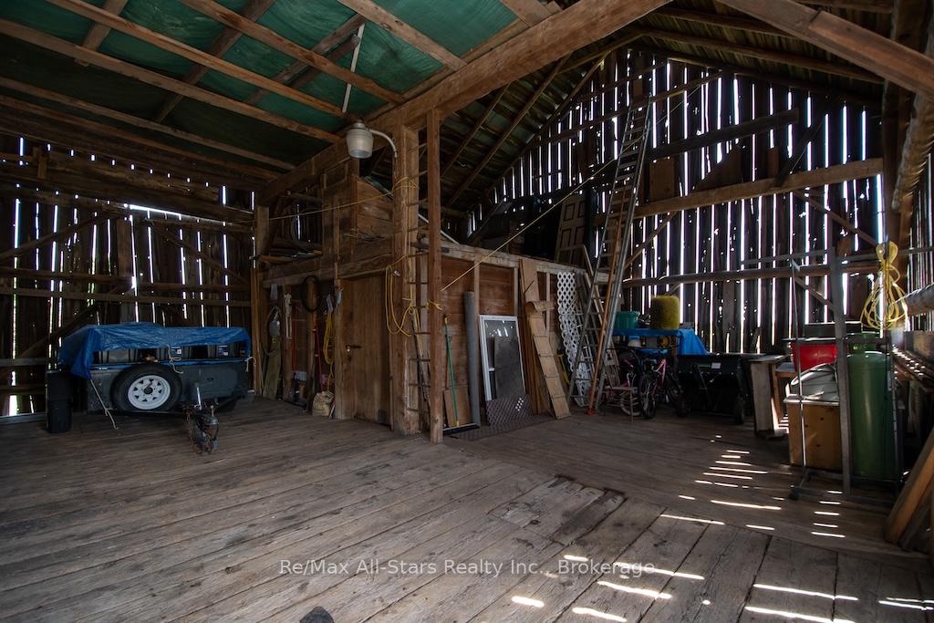 Photo 37 of 402 Mount Horeb Road, Kawartha Lakes, Manvers — HOMEH