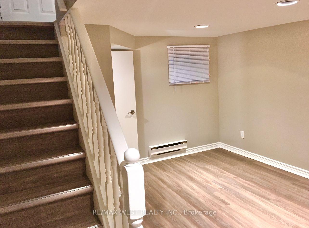 Photo 5 of 173 Lappin Avenue E, Toronto, Dovercourt-Wallace Emerson-Junction — HOMEH
