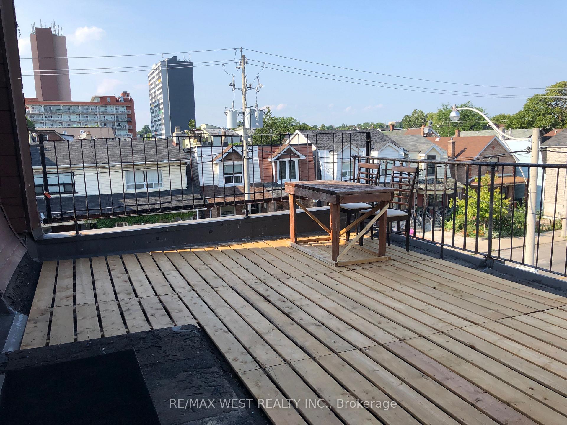 Photo 11 of 173 Lappin Avenue E, Toronto, Dovercourt-Wallace Emerson-Junction — HOMEH