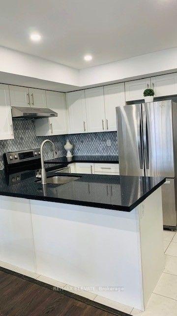 Photo 10 of Unit 518, 30 Dunsheath Way, Markham, Cornell — HOMEH
