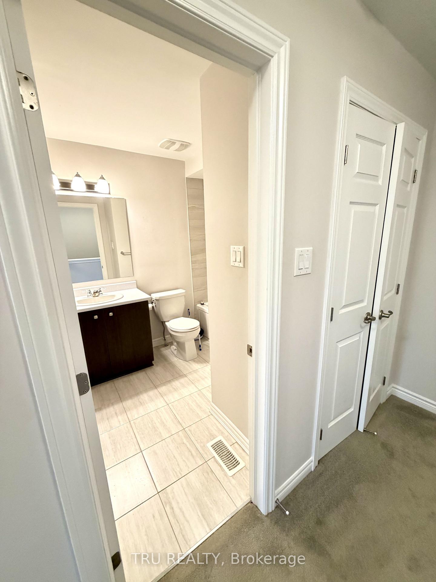 Photo 9 of 805 Kiniw Private, Ottawa, CFB Rockcliffe and Area — HOMEH