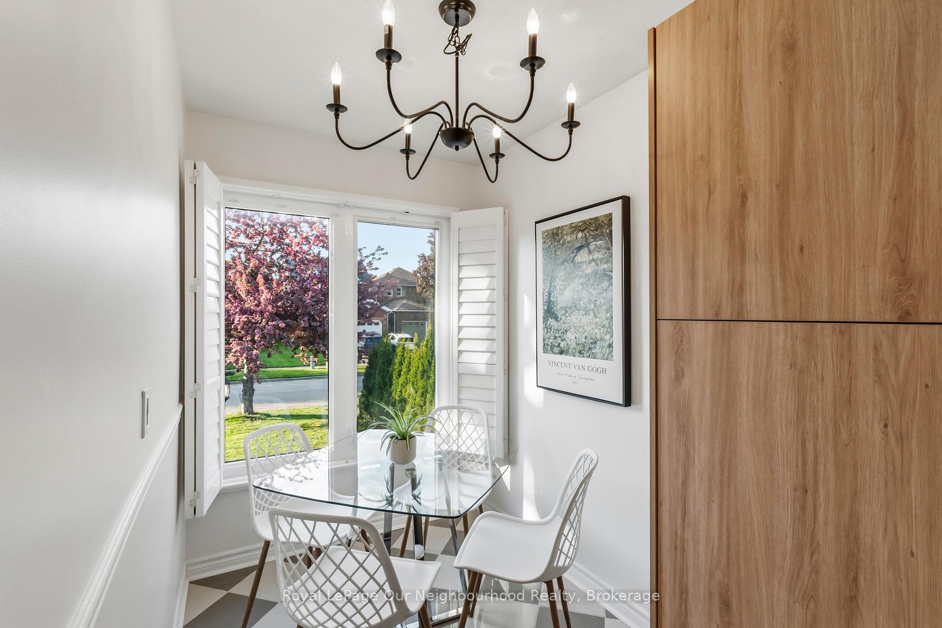 Photo 6 of 42 Glanville Crescent, Clarington, Bowmanville — HOMEH